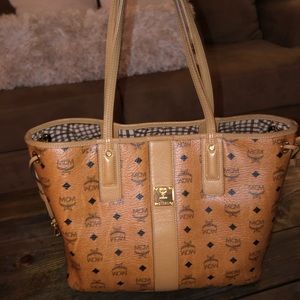 MCM Reversible Liz Shopper